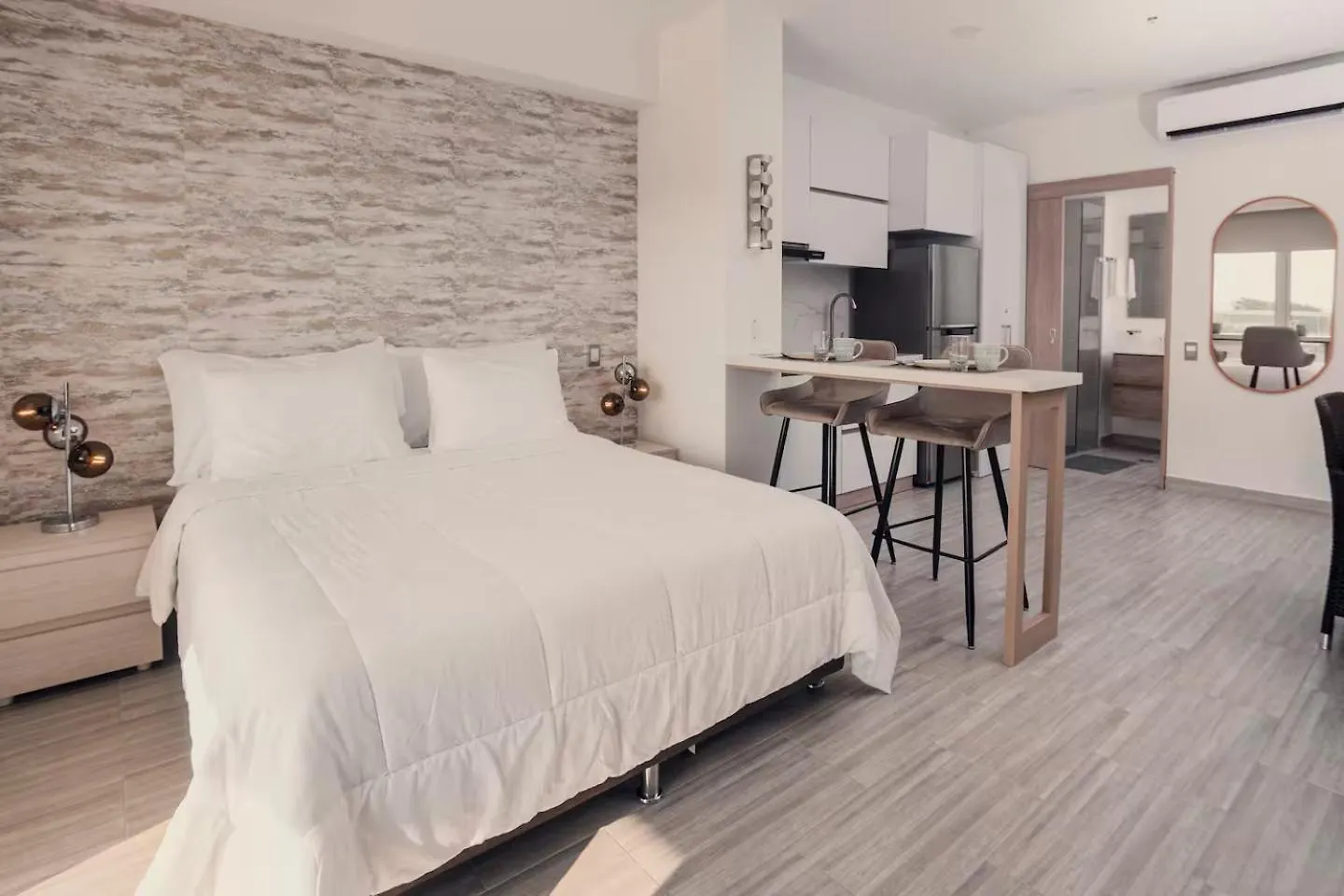 Brand New Beach Front Studio In Cartagena With Pool View Apartment