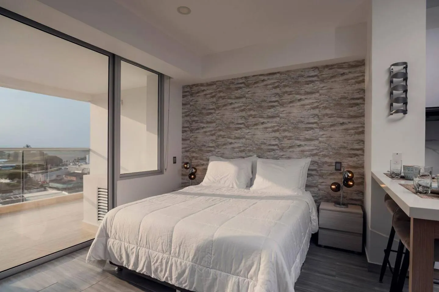 Brand New Beach Front Studio In Cartagena With Pool View Colombia